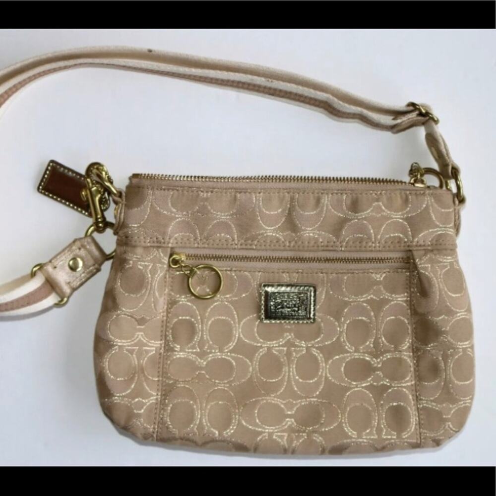 COACH Gold Logo POPPY Shoulder Strap Handbag